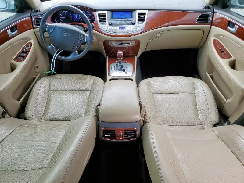 2013 HYUNDAI GENESIS 3.8L  