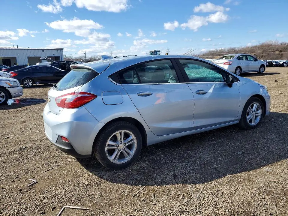 2017 CHEVROLET CRUZE LT  