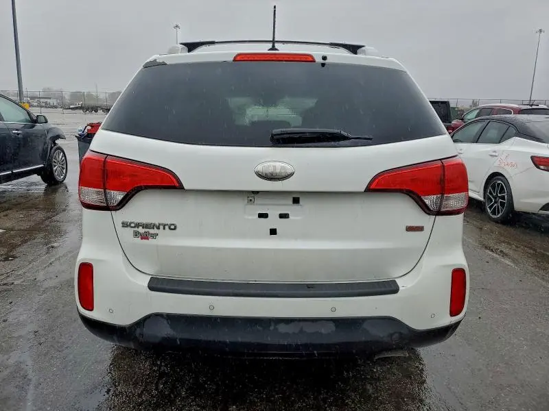 2014 KIA SORENTO LX  