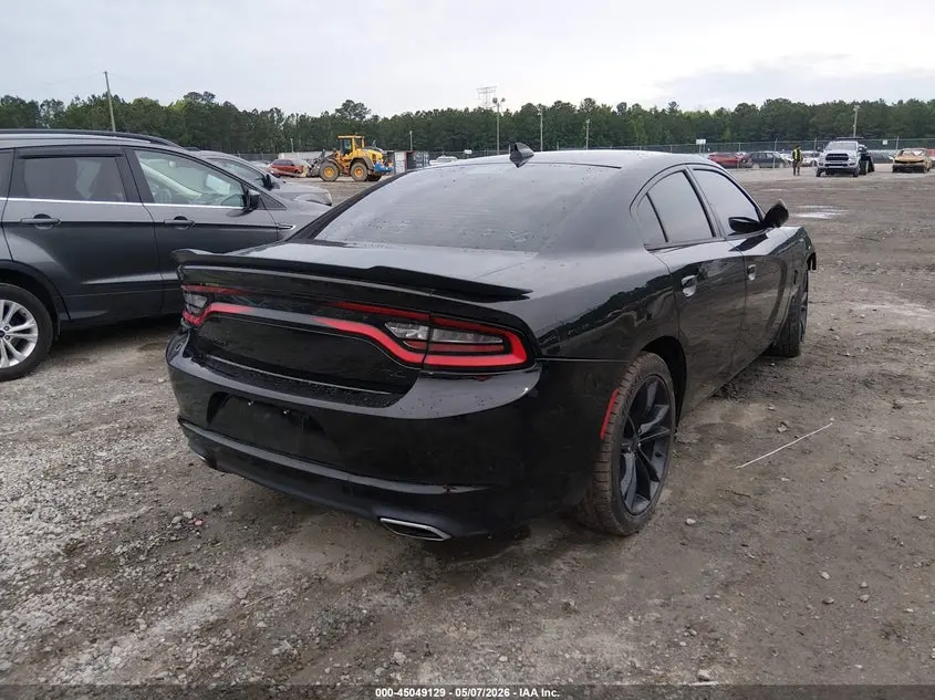 2016 DODGE CHARGER R/T