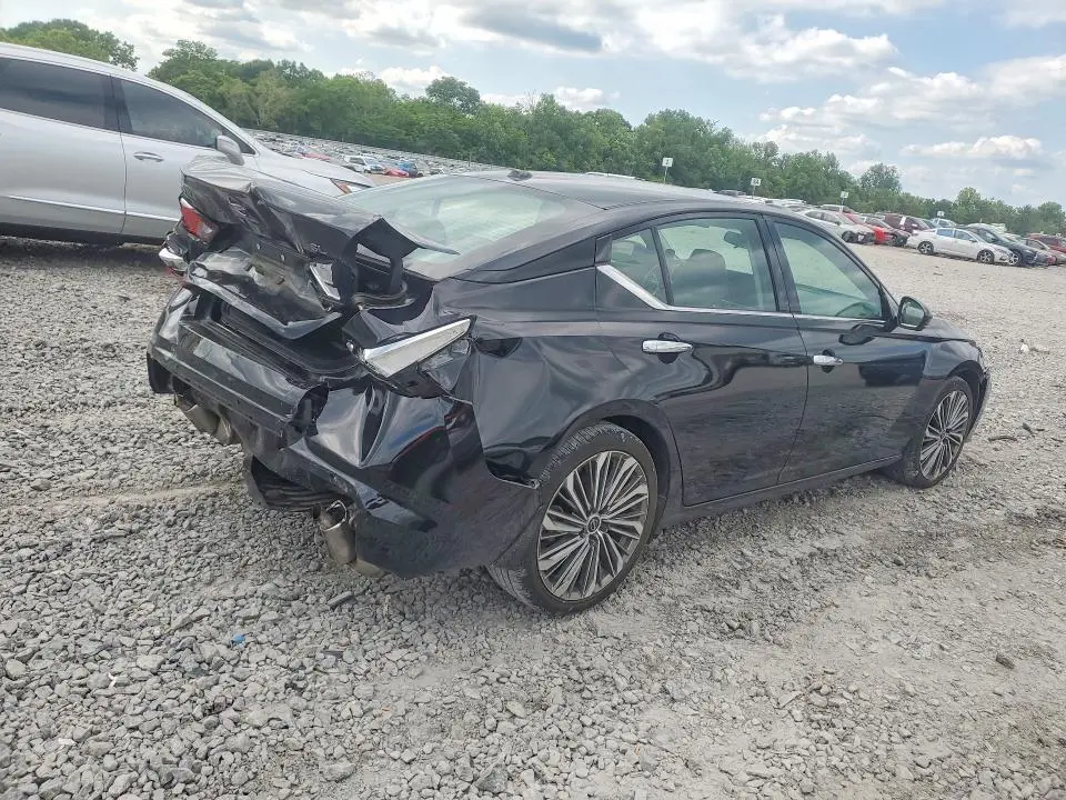 2024 NISSAN ALTIMA SL  