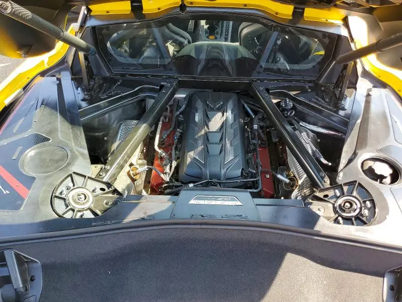 2025 CHEVROLET CORVETTE STINGRAY 2LT  