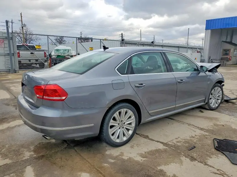 2012 VOLKSWAGEN PASSAT SEL  
