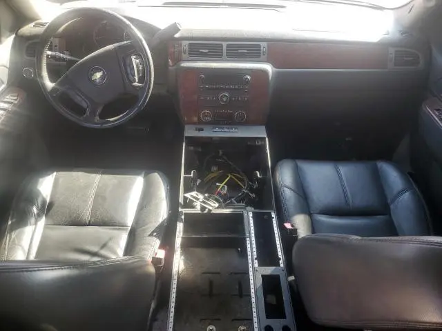 2010 CHEVROLET SUBURBAN C2500  LT  