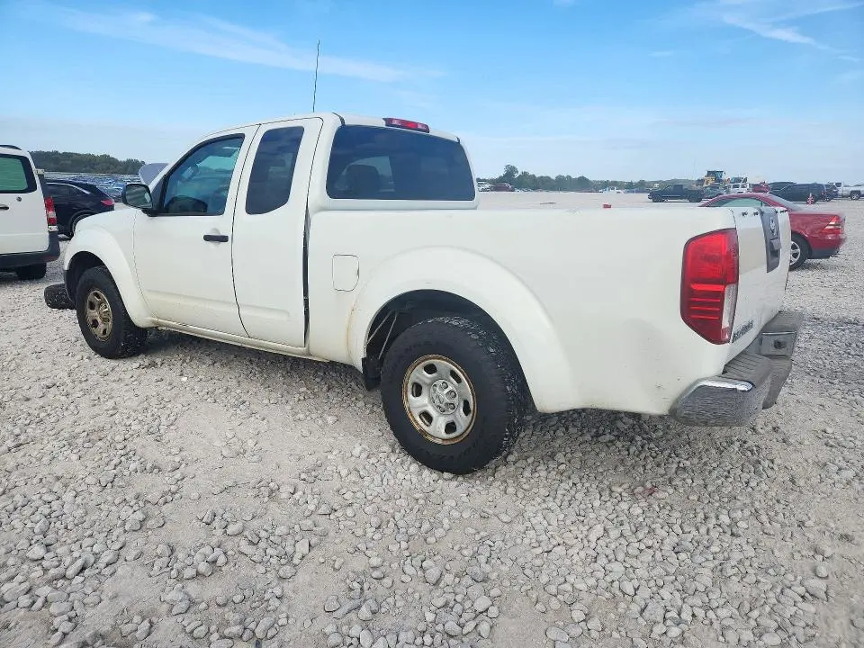 2016 NISSAN FRONTIER S  