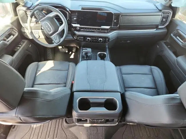 2025 GMC SIERRA C1500 SLT  