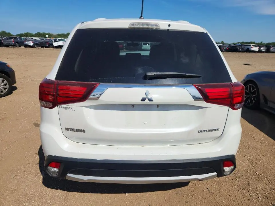 2016 MITSUBISHI OUTLANDER SE  