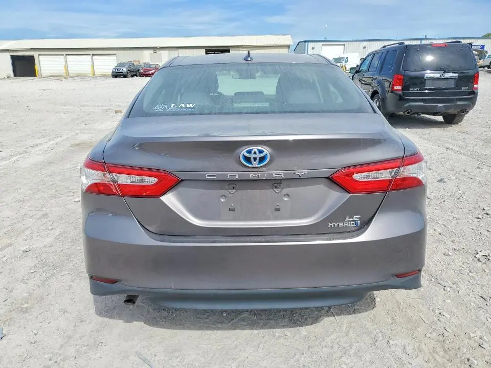 2020 TOYOTA CAMRY LE  