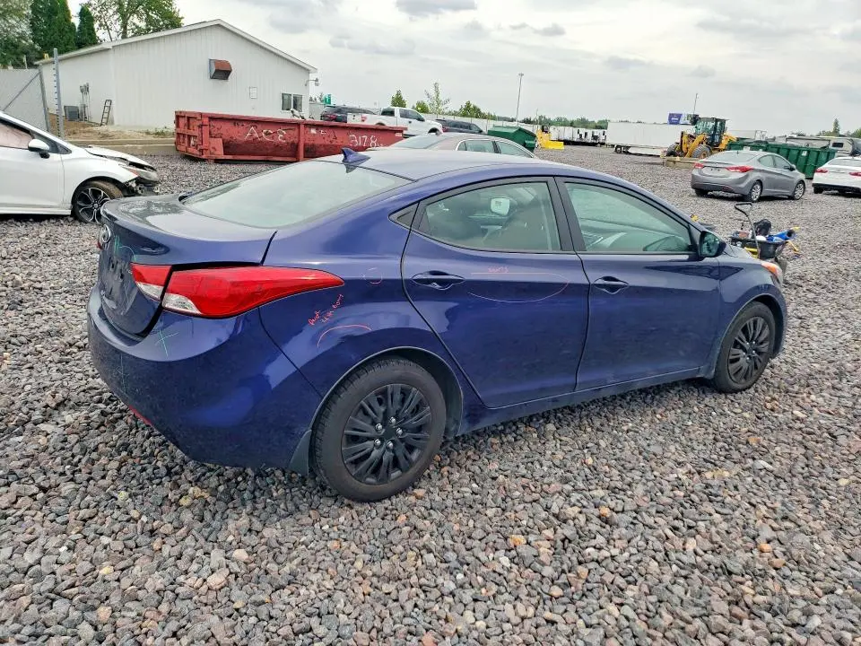2012 HYUNDAI ELANTRA GLS  