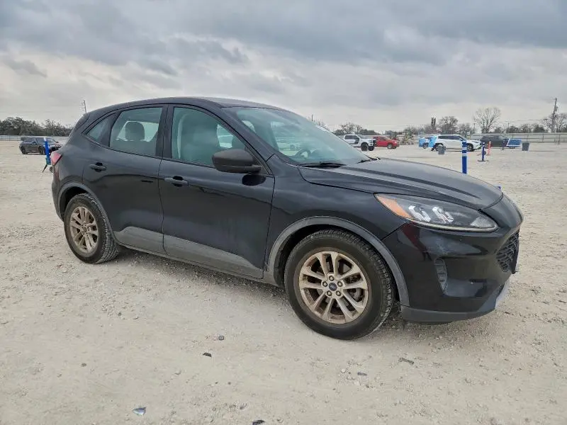 2020 FORD ESCAPE S  