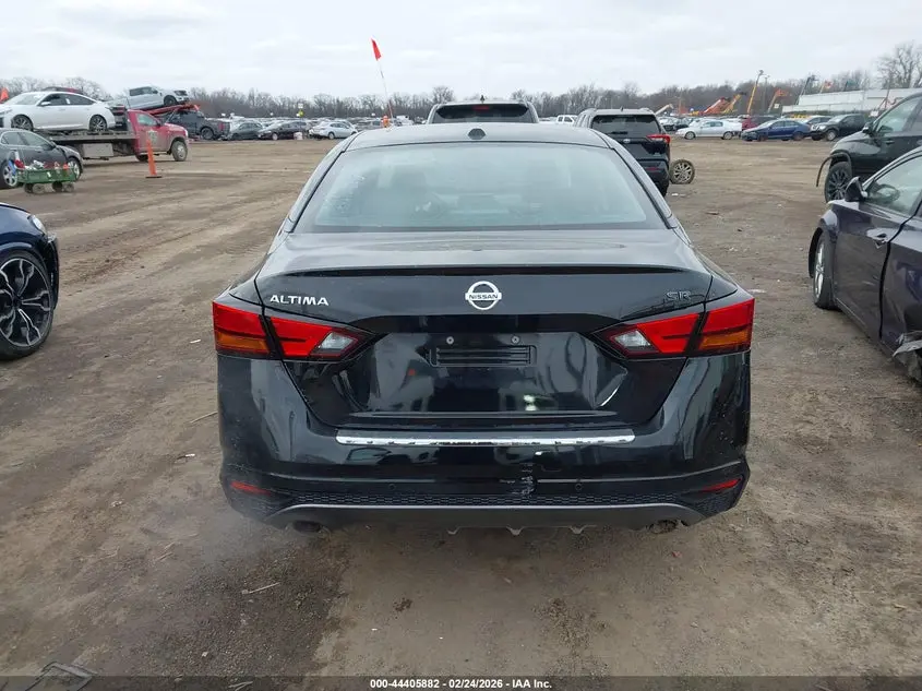 2022 NISSAN ALTIMA SR FWD