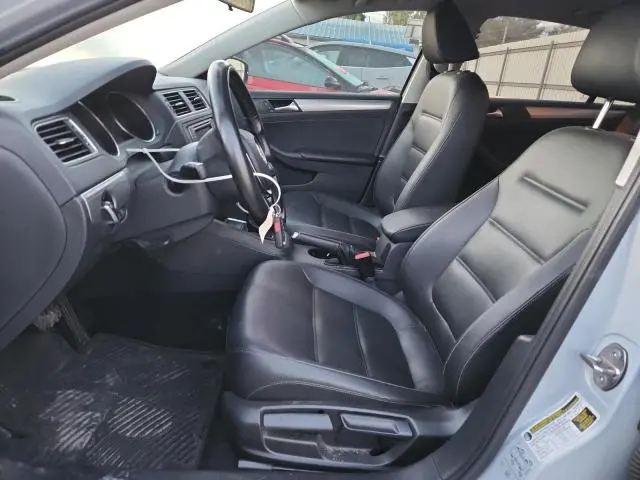 2018 VOLKSWAGEN JETTA SE  