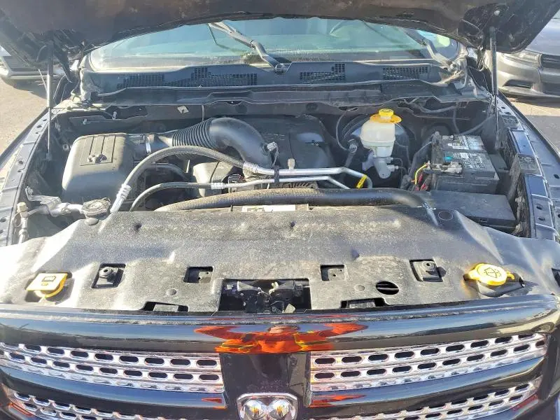 2016 RAM 1500 LARAMIE  