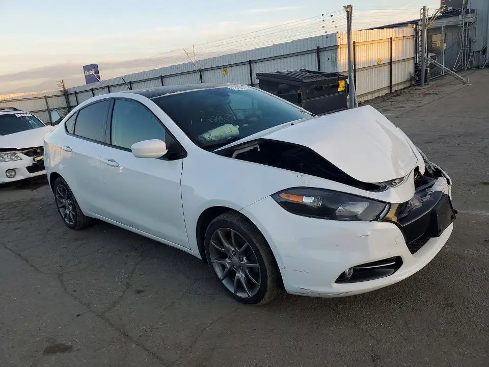 2015 DODGE DART SXT  