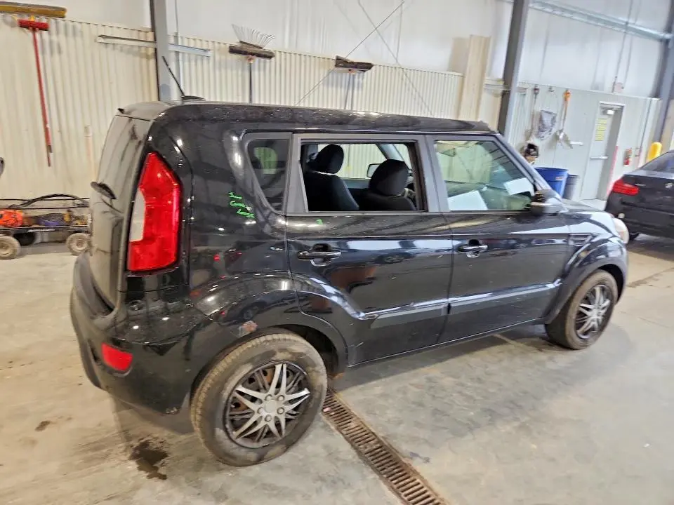 2012 KIA SOUL +  