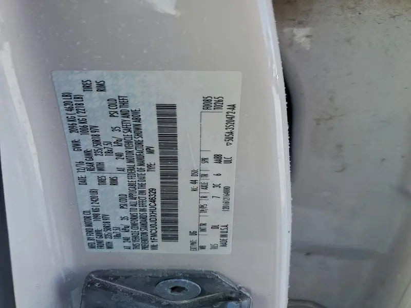 2017 FORD ESCAPE TITANIUM  