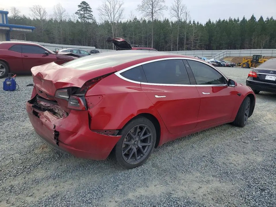 2018 TESLA MODEL 3   