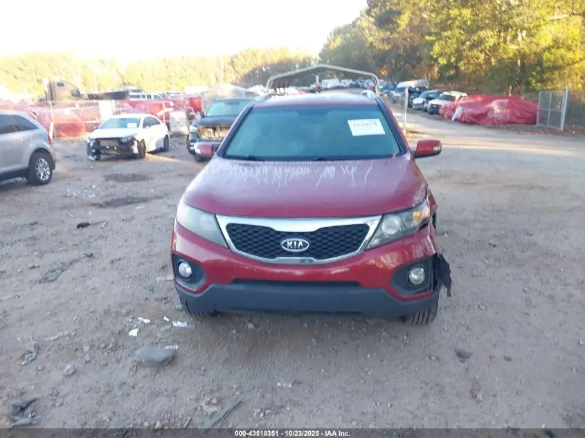 2011 KIA SORENTO LX