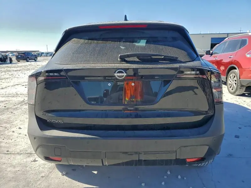2025 NISSAN KICKS SV  