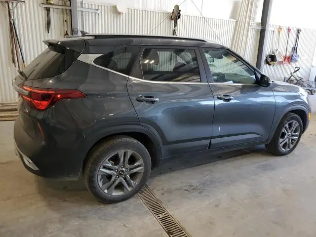 2021 KIA SELTOS S  