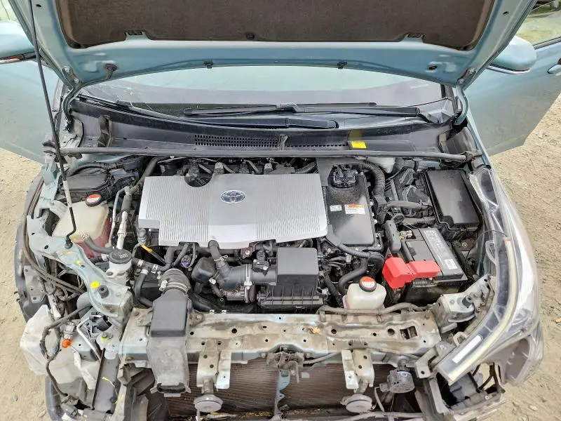 2016 TOYOTA PRIUS THREE TOURING  