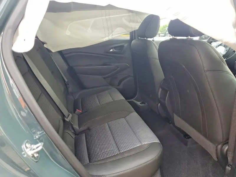 2025 CHEVROLET TRAX 1LT  