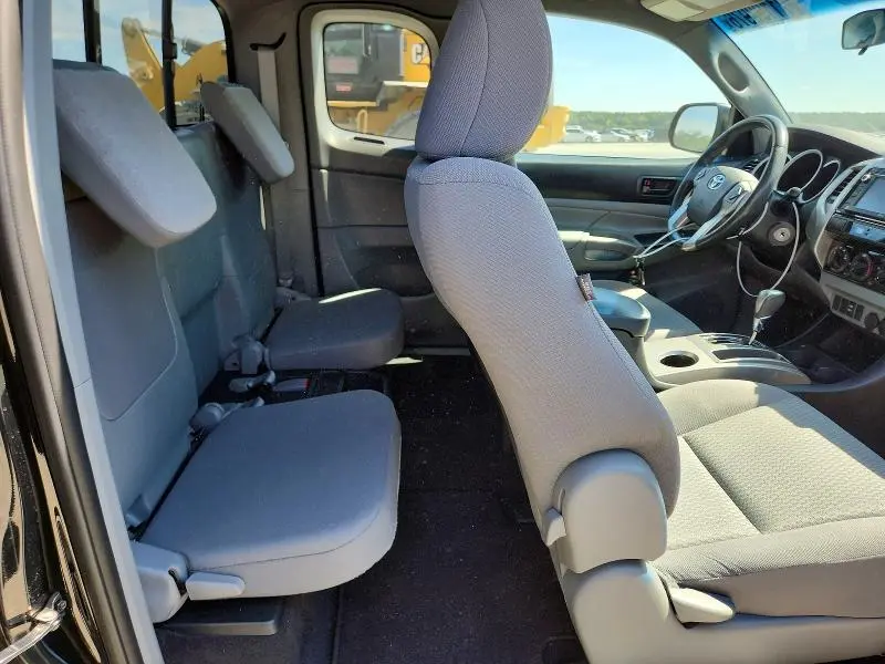 2014 TOYOTA TACOMA BASE  