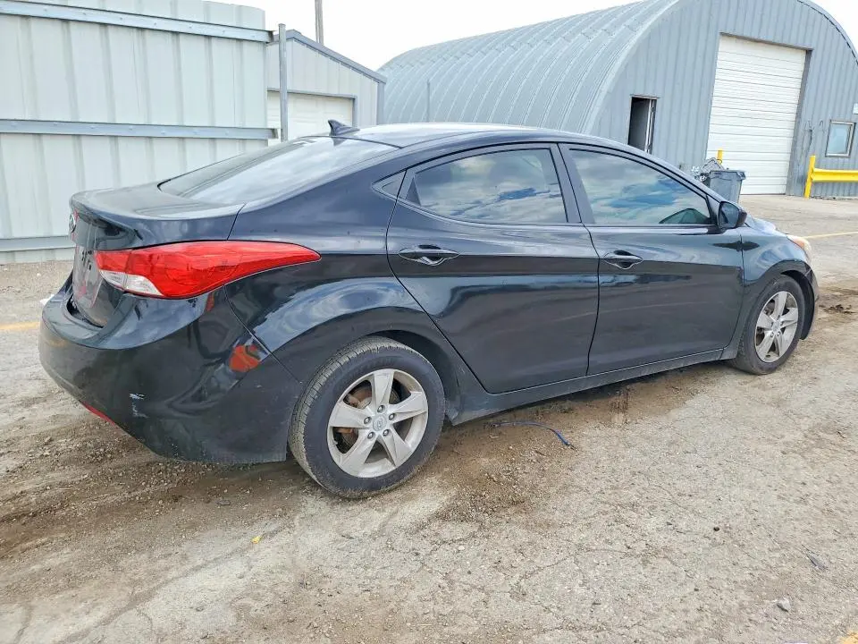 2011 HYUNDAI ELANTRA GLS  