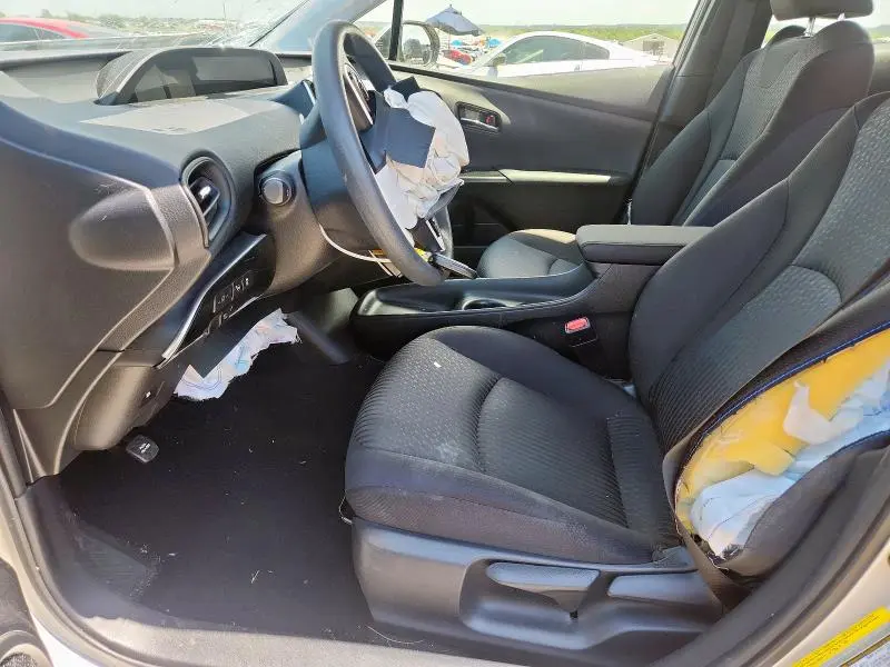 2017 TOYOTA PRIUS   
