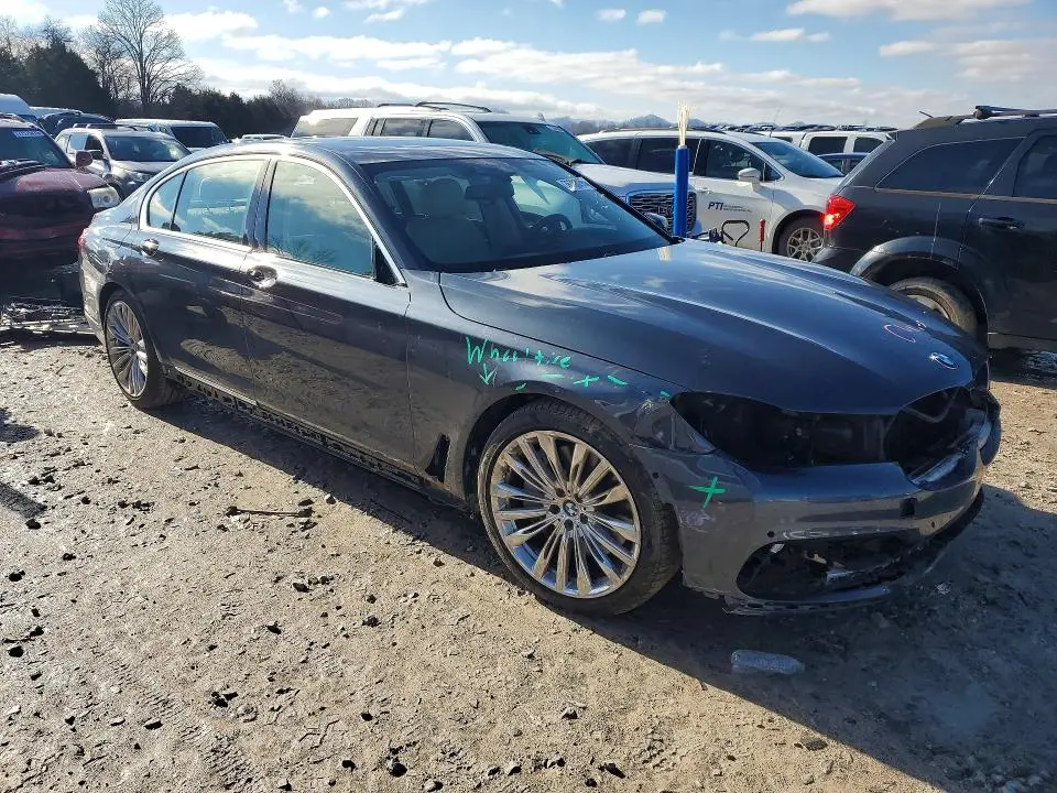 2019 BMW 750 XI  