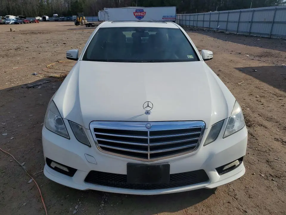 2011 MERCEDES-BENZ E 550  