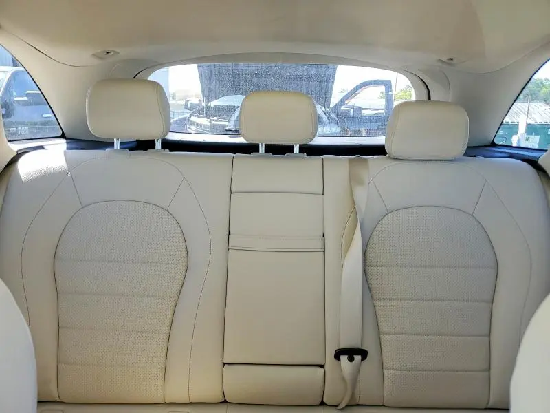 2017 MERCEDES-BENZ GLC 300  