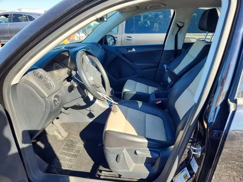 2017 VOLKSWAGEN TIGUAN S  