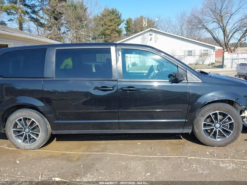2017 DODGE GRAND CARAVAN GT