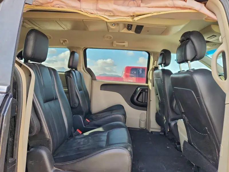 2014 CHRYSLER TOWN & COUNTRY TOURING  