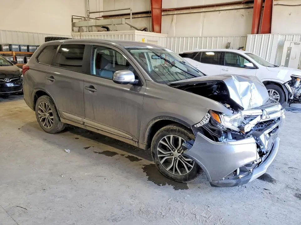 2018 MITSUBISHI OUTLANDER SE  