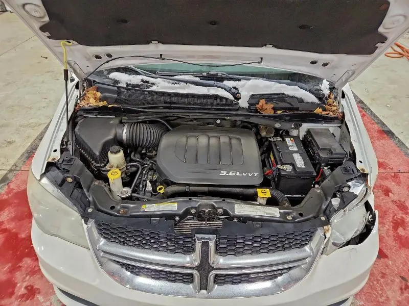 2012 DODGE GRAND CARAVAN SE  