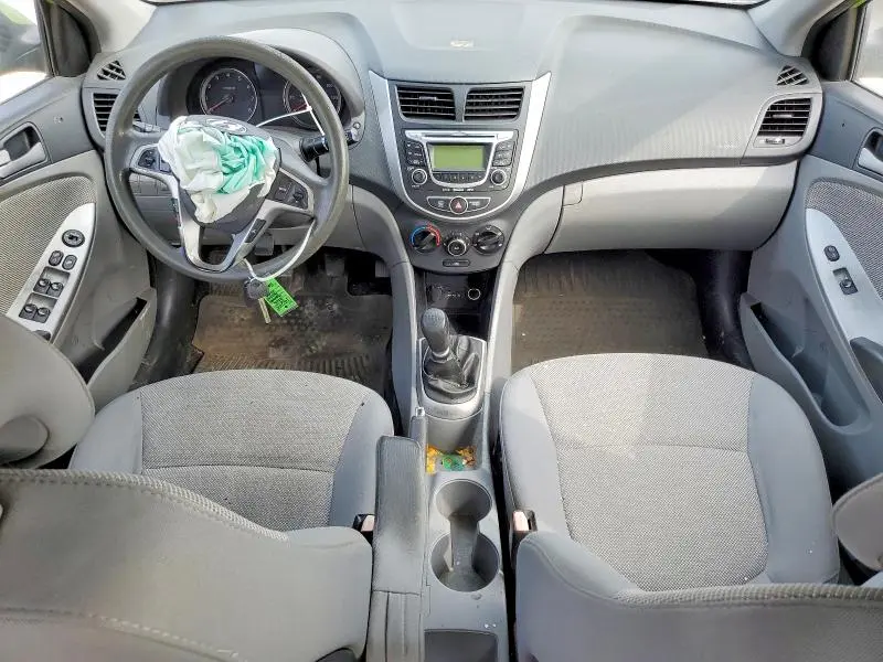 2013 HYUNDAI ACCENT GLS  