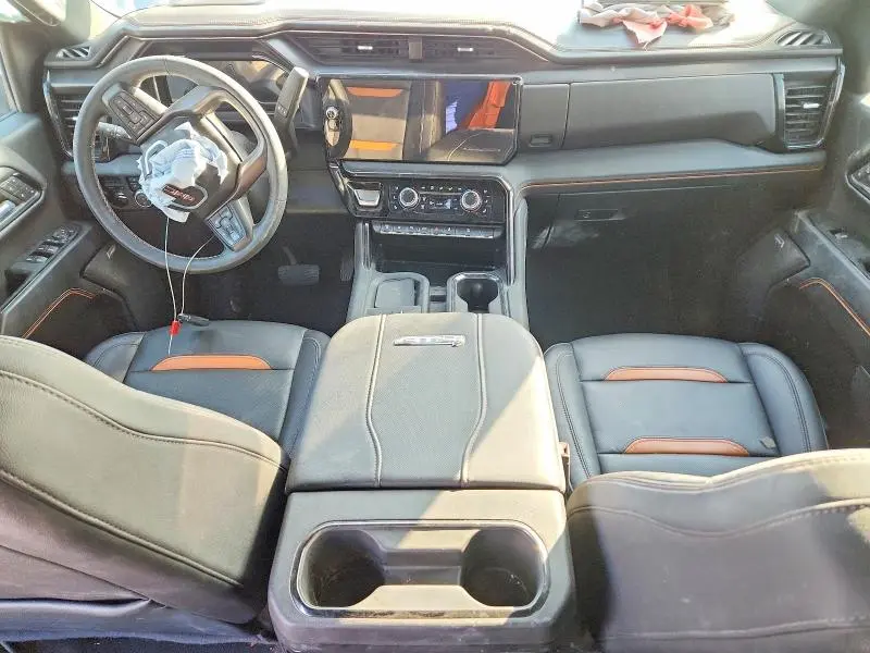 2024 GMC SIERRA K2500 AT4  