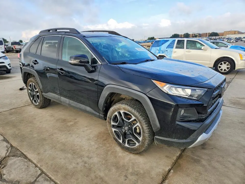 2020 TOYOTA RAV4 ADVENTURE  