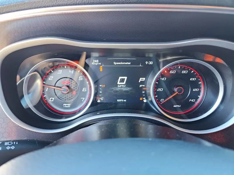 2017 DODGE CHARGER SXT  