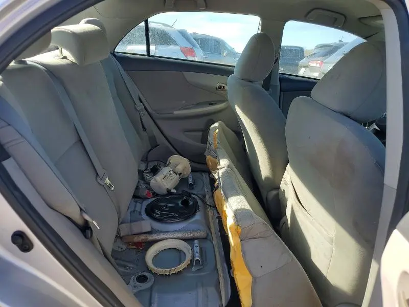 2012 TOYOTA COROLLA LE  