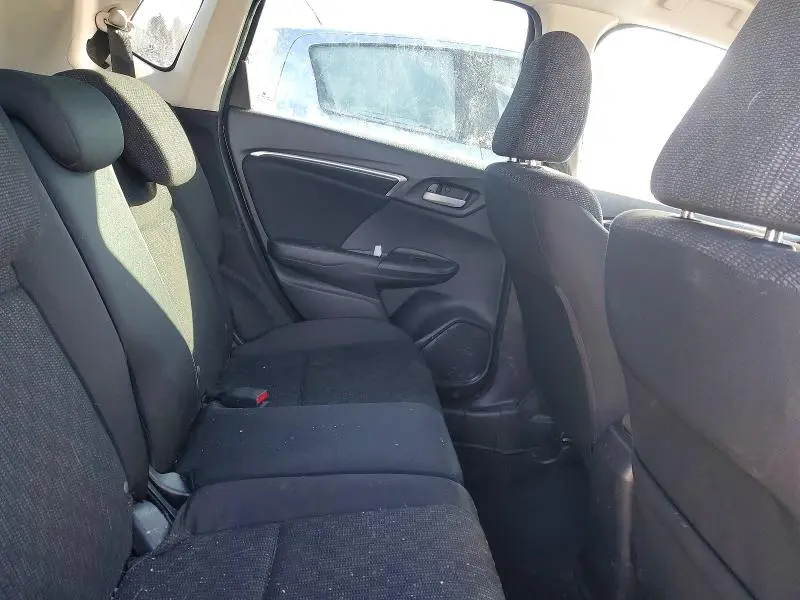 2015 HONDA FIT LX  