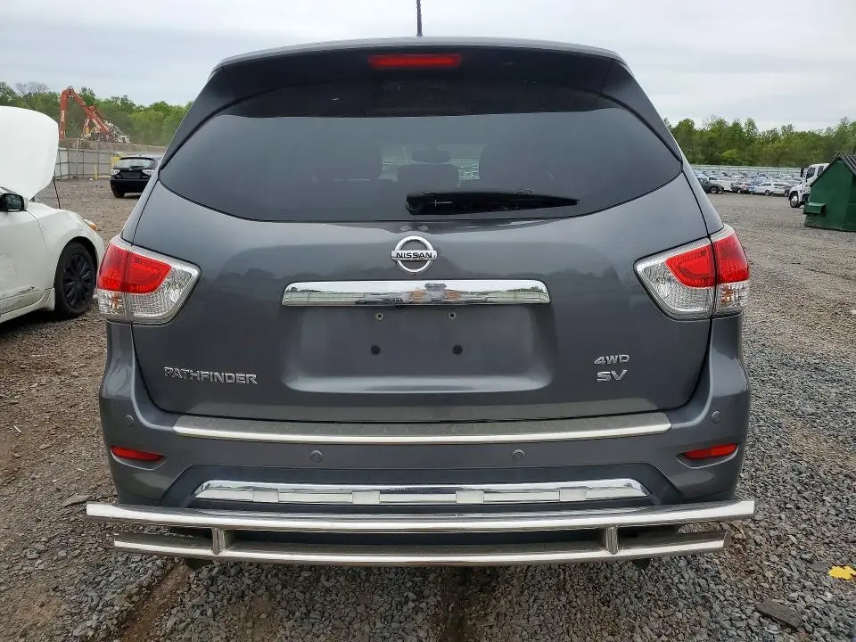 2016 NISSAN PATHFINDER SV  