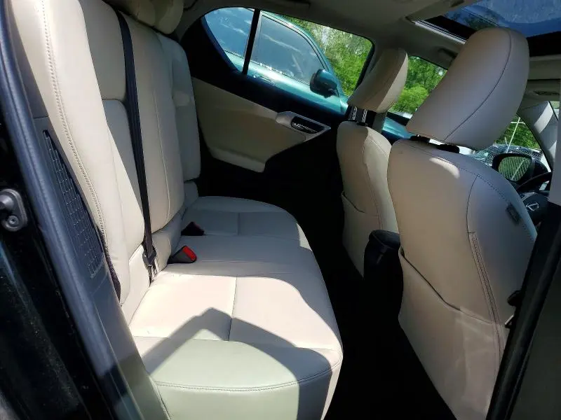 2013 LEXUS CT 200  