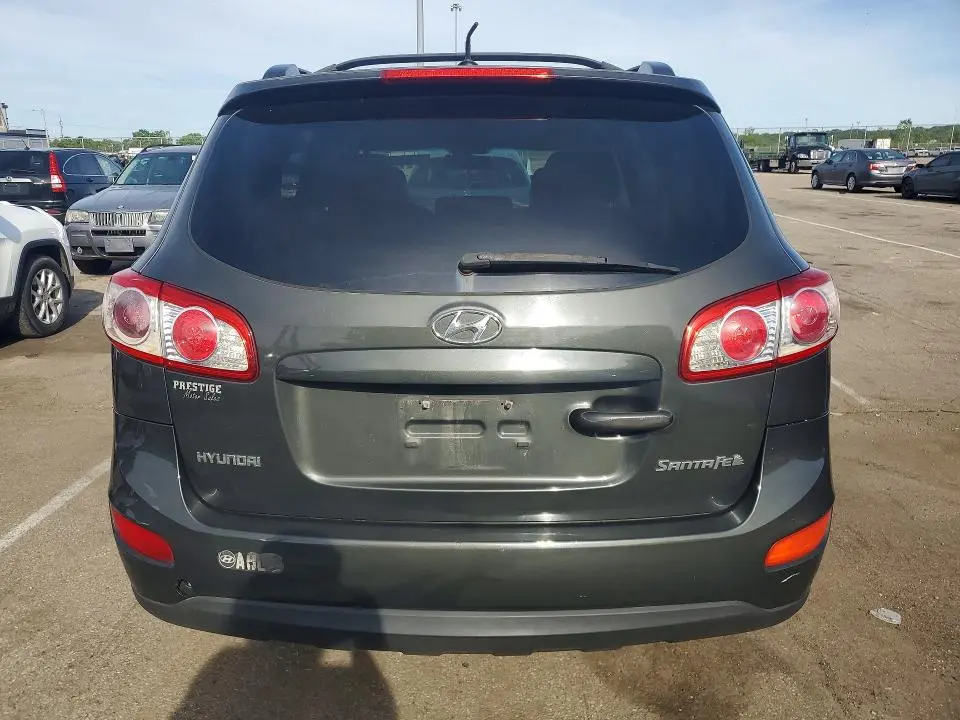 2010 HYUNDAI SANTA FE SE  