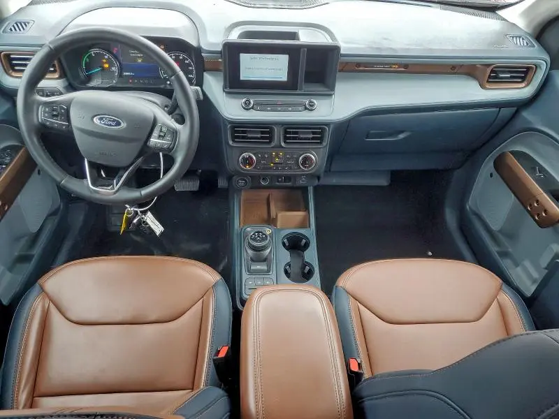 2024 FORD MAVERICK LARIAT  