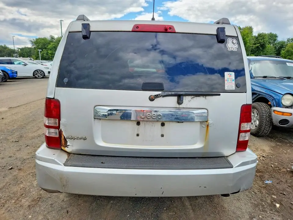2011 JEEP LIBERTY SPORT  