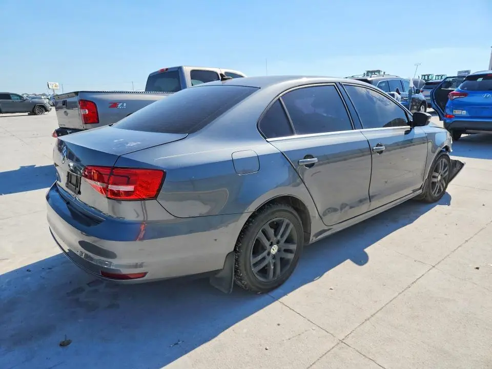 2015 VOLKSWAGEN JETTA SE  