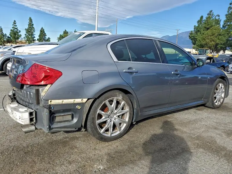 2011 INFINITI G37 BASE  
